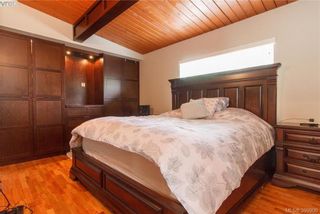 Photo 12: 860 Beckwith Ave in VICTORIA: SE Lake Hill House for sale (Saanich East)  : MLS®# 797907