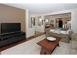 Photo 6: 444 PRESTWICK Circle SE in Calgary: McKenzie Towne House for sale : MLS®# C4067269