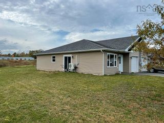 Photo 3: 7 Fairbanks Avenue in Greenwich: Kings County Residential for sale (Annapolis Valley)  : MLS®# 202224303