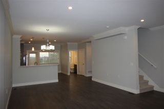 Photo 8: 32 19097 64 Avenue in Surrey: Cloverdale BC Townhouse for sale in "The Heights" (Cloverdale)  : MLS®# R2231144