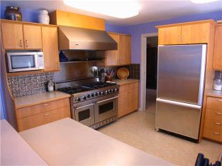 Photo 3: 2735 BYRON RD in North Vancouver: Blueridge NV House for sale in "Blueridge" : MLS®# V871363