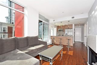 Photo 3: 602 1211 MELVILLE Street in Vancouver: Coal Harbour Condo for sale (Vancouver West)  : MLS®# R2410173