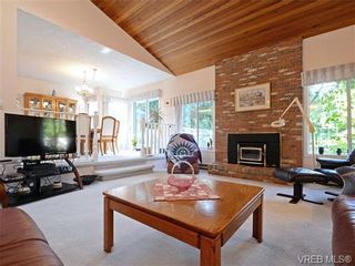 Photo 4: 1835 Dean Park Rd in NORTH SAANICH: NS Dean Park House for sale (North Saanich)  : MLS®# 739862