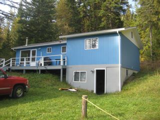 Photo 3: 2544 Vickers  Trail in Anglemont: North Shuswap House for sale (Shuswap)  : MLS®# 10036911