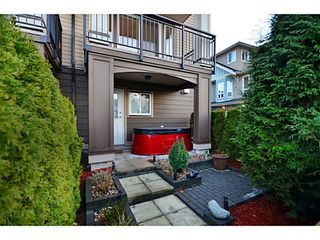 Photo 8: 4 160 PEMBINA Street in New Westminster: Queensborough Townhouse for sale in "EAGLE CREST ESTATES" : MLS®# V984672