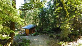 Photo 11: 976 WEST BAY Road: Gambier Island House for sale (Sunshine Coast)  : MLS®# R2711354