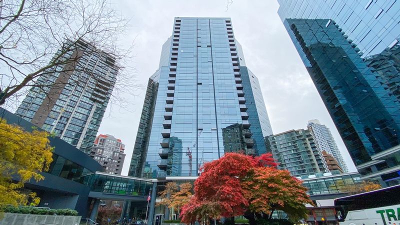 FEATURED LISTING: 1708 - 1050 BURRARD Street Vancouver