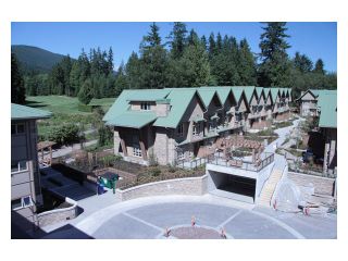 Photo 3: 104 3294 MT SEYMOUR Parkway in North Vancouver: Northlands Condo for sale : MLS®# V1009064