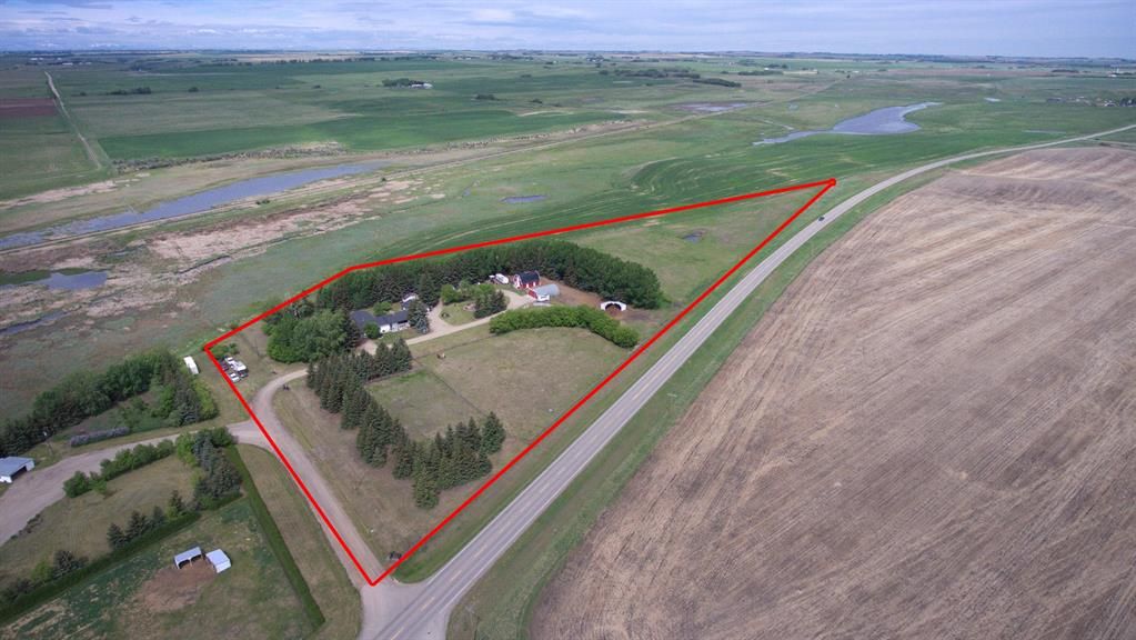 Main Photo: 280001 DICKSON STEVENSON Trail in Rural Rocky View County: Rural Rocky View MD Detached for sale : MLS®# A1064718