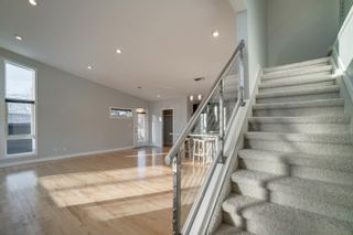Photo 15: 16112 96 Avenue in Edmonton: Zone 22 House Half Duplex for sale : MLS®# E4271801