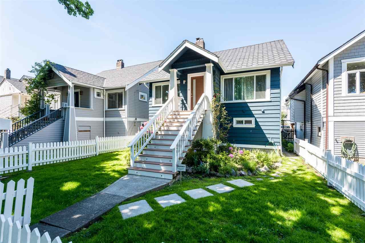 Main Photo: 475 E 19TH Avenue in Vancouver: Fraser VE House for sale (Vancouver East)  : MLS®# R2372522