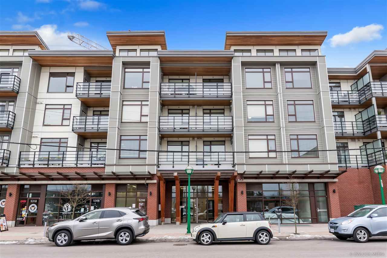 Main Photo: 301 5288 GRIMMER STREET in Burnaby: Metrotown Condo for sale (Burnaby South)  : MLS®# R2352571