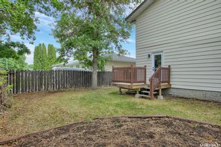 Photo 32: 111 Woodsworth Crescent in Regina: Normanview West Residential for sale : MLS®# SK901667