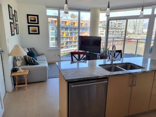 Photo 4: 807 88 W 1ST Avenue in Vancouver: False Creek Condo for sale in "The One" (Vancouver West)  : MLS®# R2631728