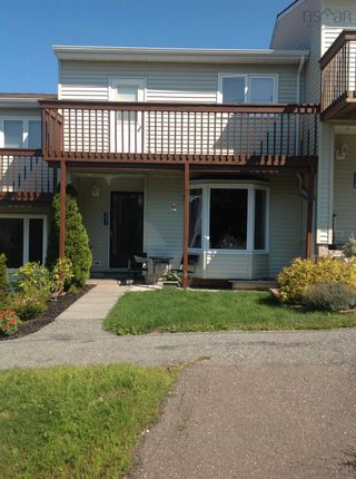Photo 1: 551 South Broadway Avenue in Cornwallis Park: Annapolis County Residential for sale (Annapolis Valley)  : MLS®# 202206183