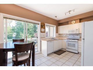 Photo 8: 505 34101 OLD YALE Road in Abbotsford: Central Abbotsford Condo for sale in "Yale Terrace" : MLS®# R2395704
