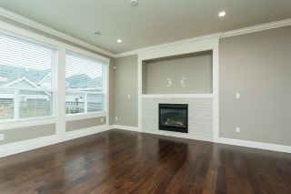 Photo 5: 21031 77 Avenue in Langley: Willoughby Heights House for sale : MLS®# R2249710