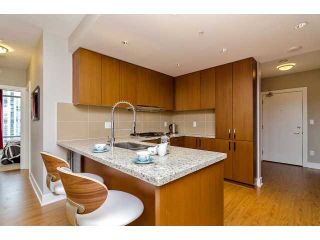 Photo 4: 1203 1155 the High Street in Coquitlam: North Coquitlam Condo for sale : MLS®# V989577