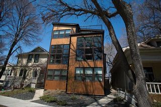 Photo 3: 149 Masson Street in Winnipeg: St Boniface Residential for sale (2A)  : MLS®# 202010895