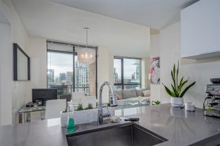 Photo 4: 2303 788 RICHARDS Street in Vancouver: Downtown VW Condo for sale in "L'Hermitage" (Vancouver West)  : MLS®# R2531350
