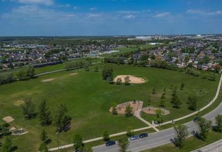 Photo 38: 124 Vanderbilt Drive in Winnipeg: Whyte Ridge Residential for sale (1P)  : MLS®# 202322435