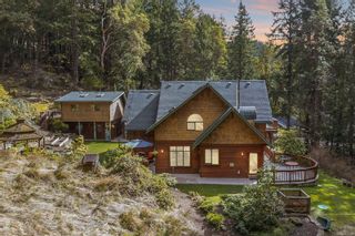 Photo 1: 624 Stewart Mountain Rd in Highlands: Hi Eastern Highlands House for sale : MLS®# 928739
