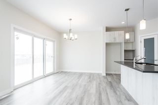 Photo 5: 42 Plover Place in Winnipeg: Highland Pointe Residential for sale (4E)  : MLS®# 202331572
