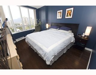Photo 5: 17A 6128 PATTERSON Avenue in Burnaby: Metrotown Condo for sale in "GRAND CENTRAL PARK PLACE" (Burnaby South)  : MLS®# V765402