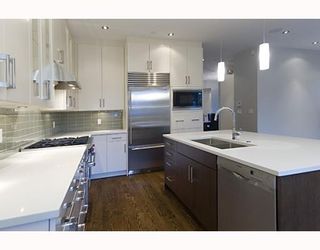 Photo 5: 4597 W 14TH AV in Vancouver: House for sale : MLS®# V750981