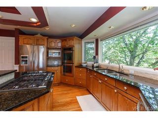 Photo 7: 1190 Waterlily Lane in VICTORIA: La Glen Lake House for sale (Langford)  : MLS®# 704376