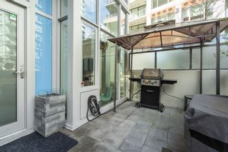 Photo 3: 141 E 1ST Avenue in Vancouver: Mount Pleasant VE Townhouse for sale in "Block 100" (Vancouver East)  : MLS®# R2440709