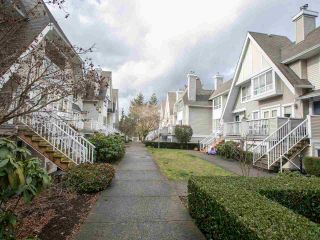 Photo 4: 7 6577 SOUTHOAKS CRESCENT in Burnaby: Highgate Townhouse for sale (Burnaby South)  : MLS®# R2542277