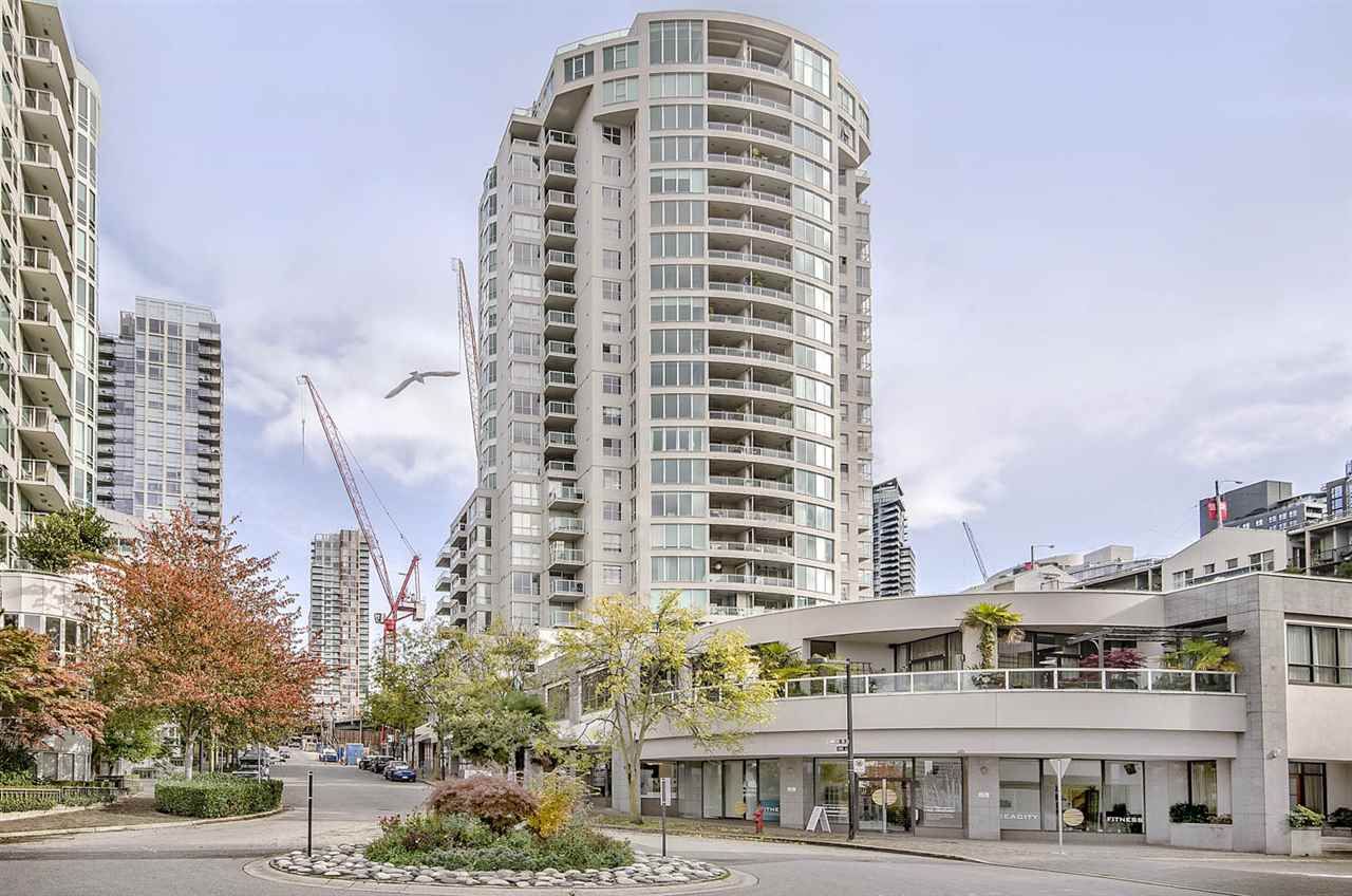 Main Photo: 1409 1500 HOWE Street in Vancouver: Yaletown Condo for sale in "THE DISCOVERY" (Vancouver West)  : MLS®# R2119091