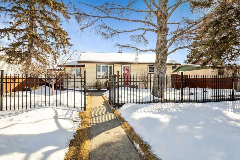FEATURED LISTING: 7430 26A Street Southeast Calgary