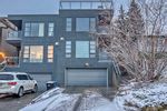 Main Photo: 1917 28 Avenue SW in Calgary: South Calgary Semi Detached (Half Duplex) for sale : MLS®# A2115947
