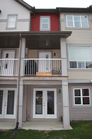 Photo 3: 136 COPPERSTONE Cove SE in Calgary: Copperfield Row/Townhouse for sale : MLS®# A1190000