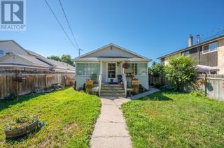 Main Photo: 570 Alberta Avenue in Penticton: House for sale : MLS®# 10308420