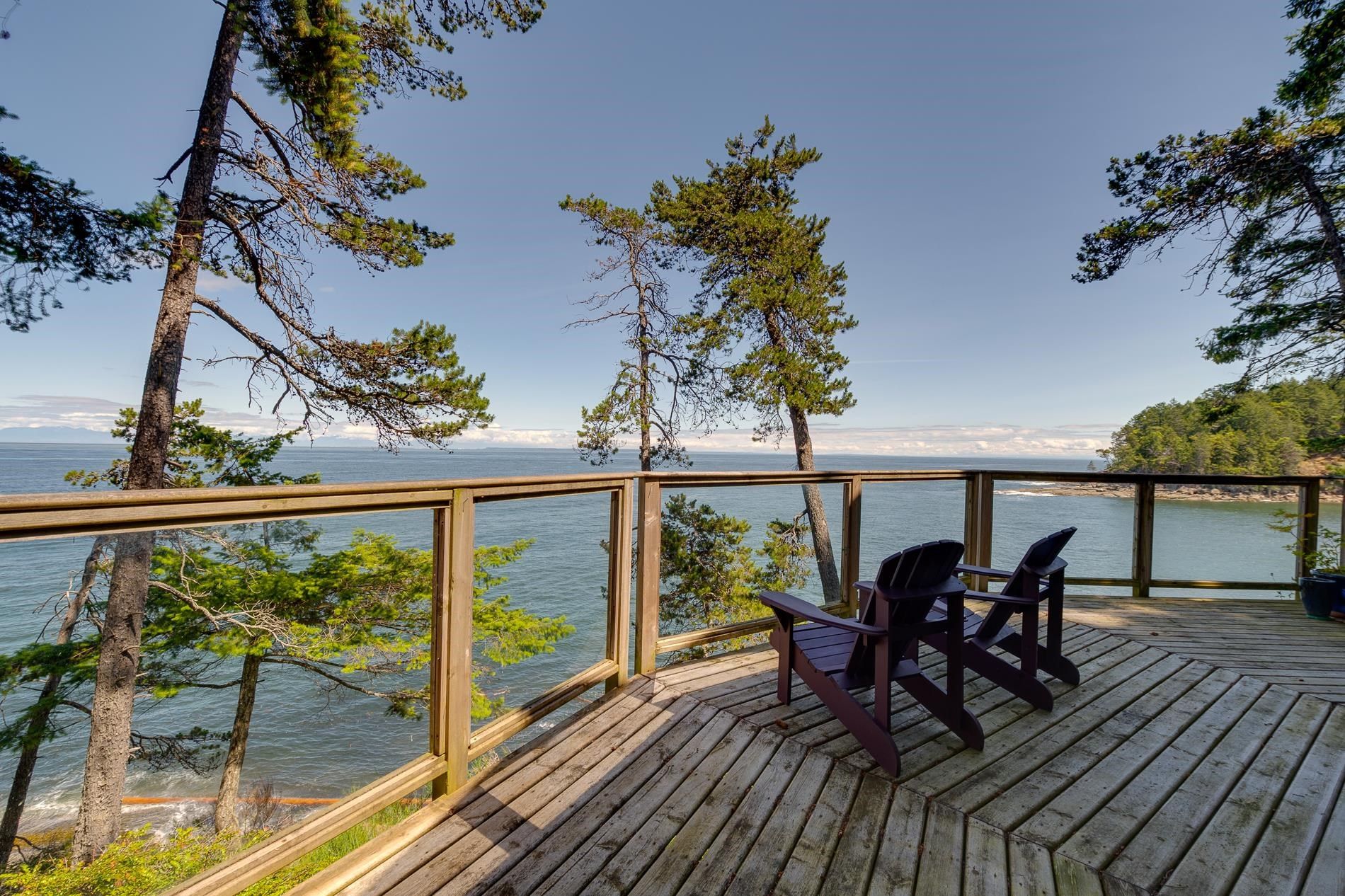 Main Photo: 641 EDITH POINT ROAD in : Mayne Island House for sale : MLS®# R2705555