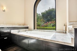 Photo 13: RANCHO SANTA FE House for sale : 5 bedrooms : 6269 San Elijo Ave