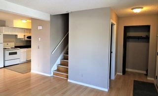 Photo 7: 3 3820 PARKHILL Place SW in Calgary: Parkhill House for sale : MLS®# C4145732