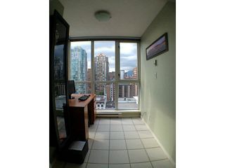 Photo 5: 1608 1155 SEYMOUR Street in Vancouver: Downtown VW Condo for sale in "BRAVA TOWERS" (Vancouver West)  : MLS®# V1079828