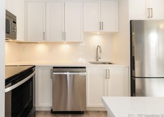 Photo 1: 211 707 HAMILTON Street in New Westminster: Uptown NW Condo for sale in "CASA DIANN" : MLS®# R2257301