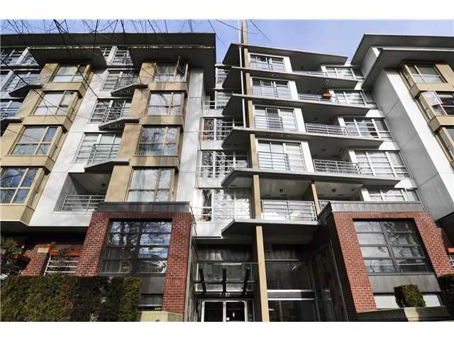 FEATURED LISTING: 605 - 2137 10TH Avenue West Vancouver