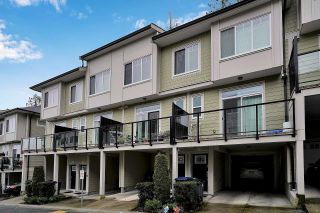 Photo 1: 38 13670 62 Avenue in Surrey: Sullivan Station Townhouse for sale in "Panorama 62" : MLS®# R2651992