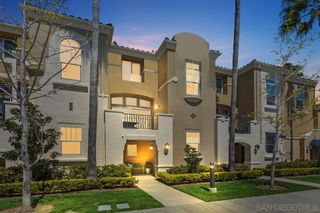 Main Photo: POINT LOMA Townhouse for sale : 2 bedrooms : 2164 Historic Decatur Rd #17 in San Diego