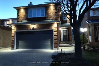 Photo 3: 4631 Crosswinds Drive in Mississauga: East Credit House (2-Storey) for sale : MLS®# W8200562