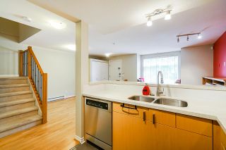 Photo 8: 35 7488 SOUTHWYNDE Avenue in Burnaby: South Slope Townhouse for sale in "LEDGESTONE I" (Burnaby South)  : MLS®# R2374262