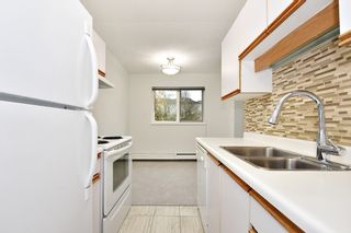 Photo 9: 303 998 W 19TH Avenue in Vancouver: Cambie Condo for sale in "SOUTHGATE PLACE" (Vancouver West)  : MLS®# R2415200