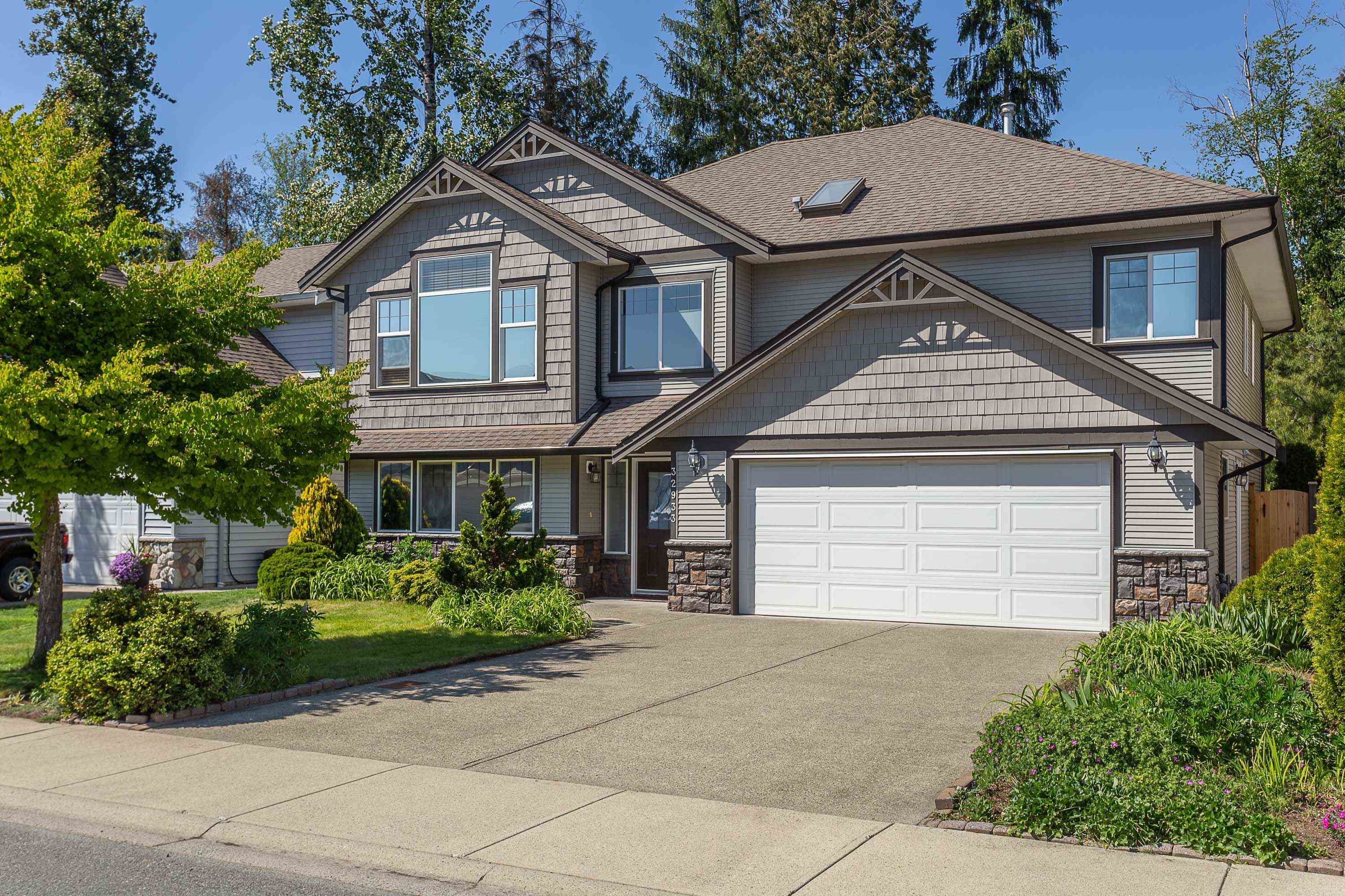 Main Photo: 32933 BOOTHBY Avenue in Mission: Mission BC House for sale : MLS®# R2655579