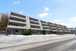 Photo 2: 102 222 Saskatchewan Crescent East in Saskatoon: Nutana Residential for sale : MLS®# SK958494